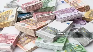 深圳借款避坑指南：揭秘贷款陷阱，保障您的资金安全！ poster