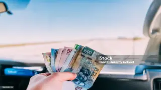 新手投资入门秘籍：深圳本地金融建议避免常见陷阱 poster