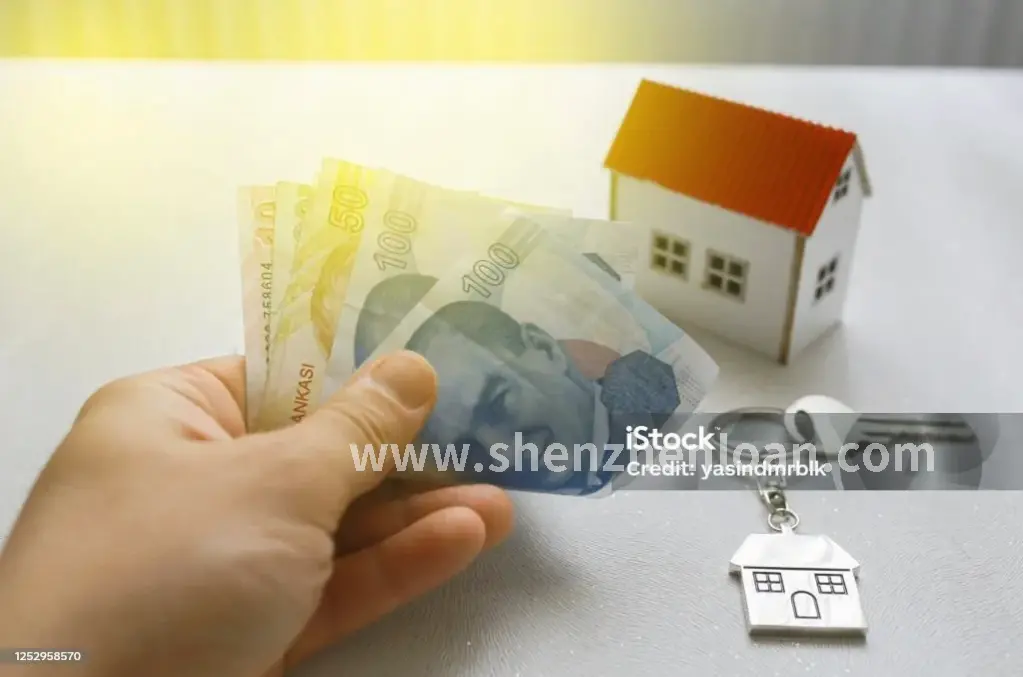 深圳夜景，映照着奋斗的年轻身影